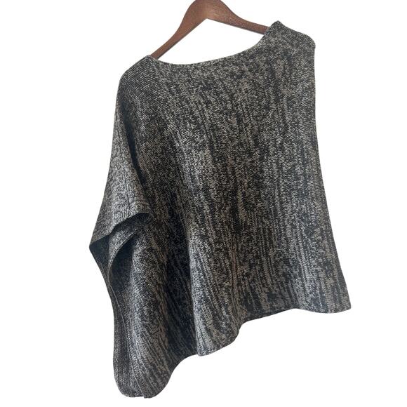 NWT Eileen Fisher Yak & Merino Twist Poncho Asymmetrical One Size Quiet Luxury - Picture 1 of 7